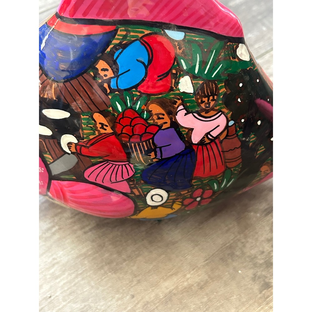 Mexican Folk Art Hand Painted Pottery Fish Figurine‎ Village Scene Pink Black - Picture 3 of 5